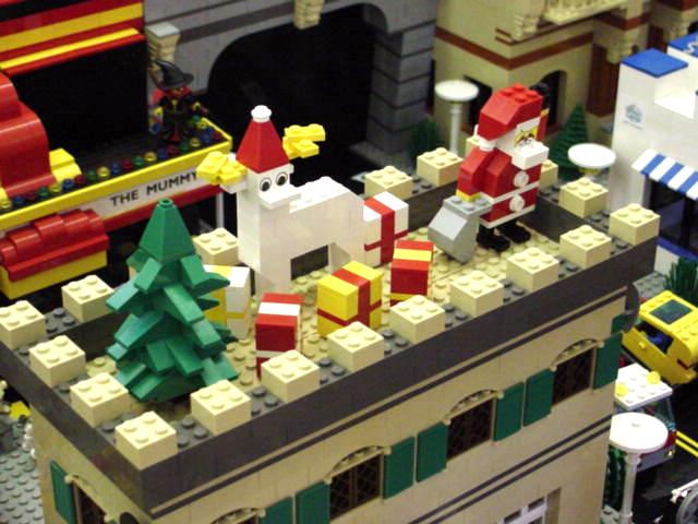 holiday_display.jpg