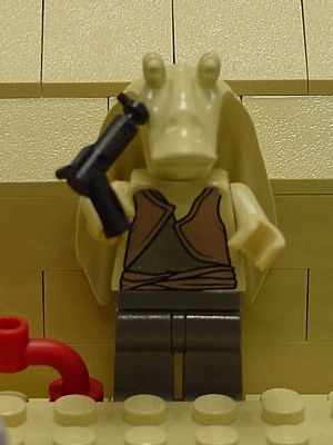 nobody_move_or_jarjar_gets_it.jpg