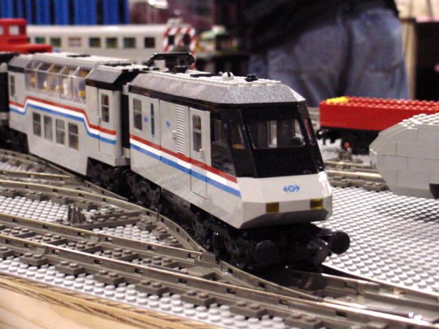 metro_liner.jpg