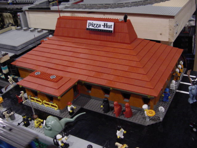 pizza_the_hut.jpg