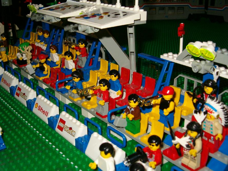 colorful_crowd.jpg