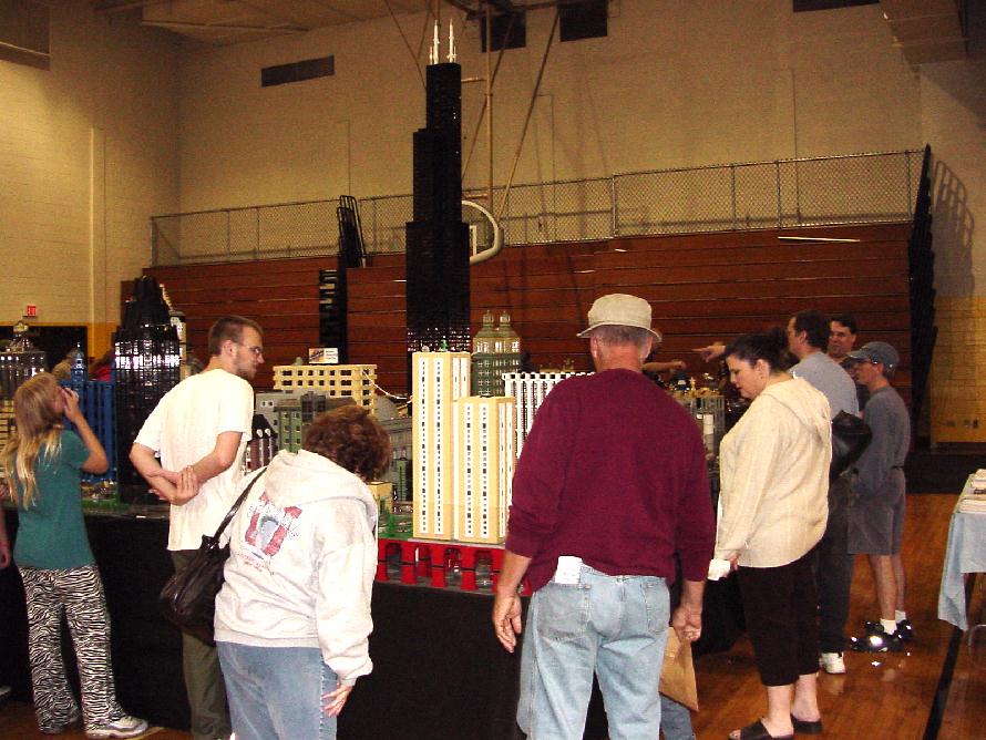 crowd2.jpg