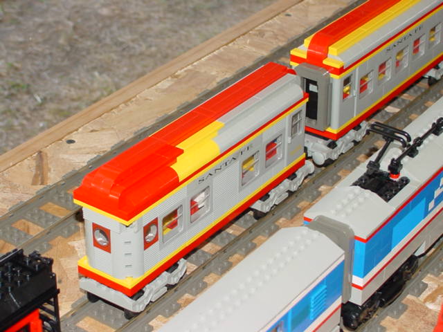 honey_who_srunk_the_train.jpg