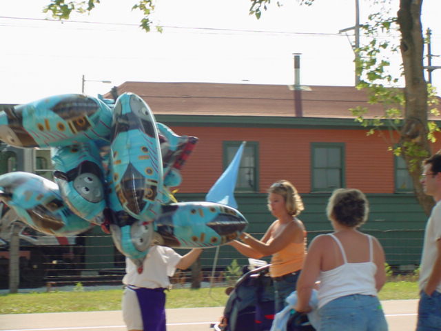 thomas_balloons.jpg