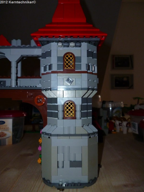 back_joust_tower_05.jpg