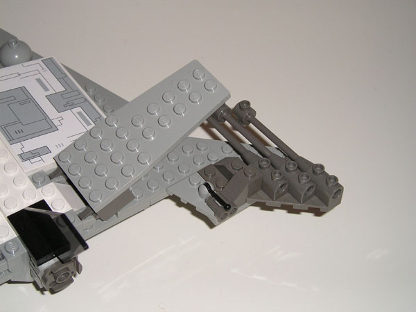 decision03_gundetail.jpg