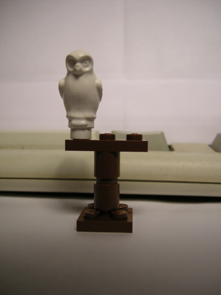 owlstand.jpg