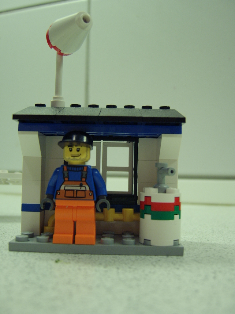 mechanic_shed.jpg