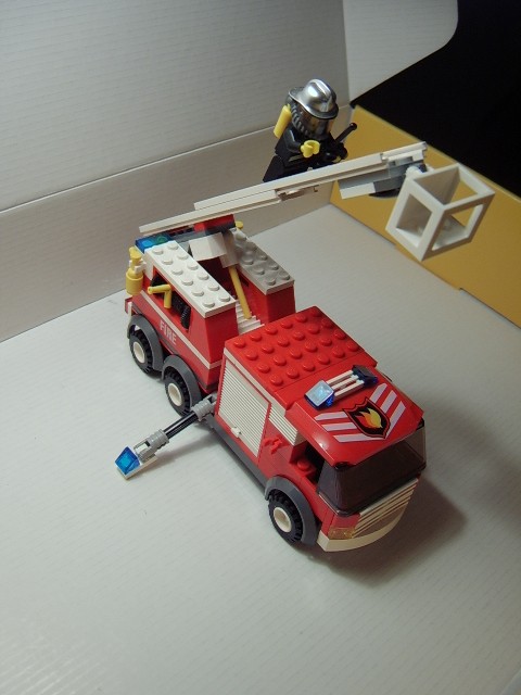 firetruck3.jpg