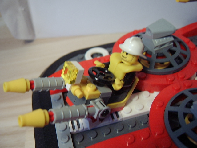 hovercraft002.jpg