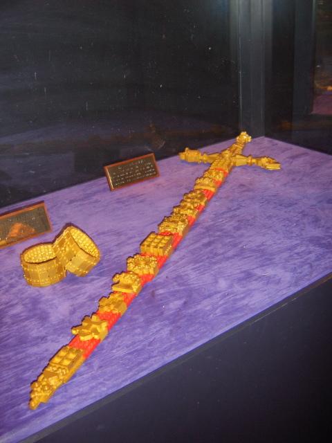 jewels3.jpg