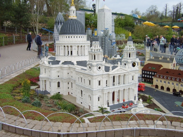 miniland20.jpg