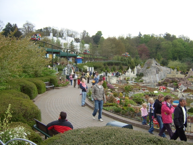 miniland3.jpg
