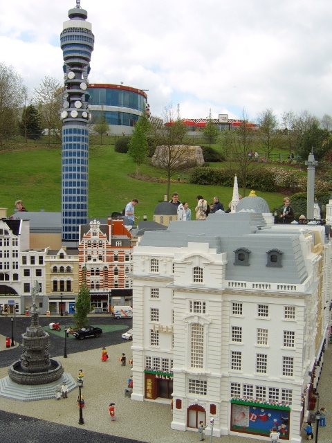 miniland30.jpg