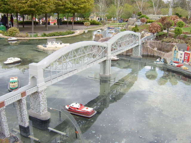 miniland34.jpg