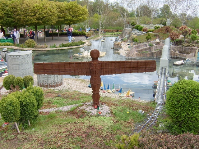 miniland35.jpg