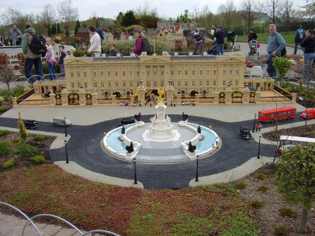miniland36.jpg