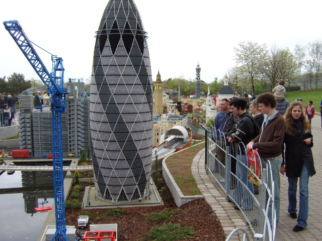 miniland4.jpg