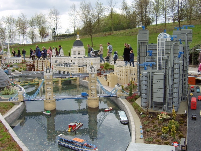 miniland41.jpg