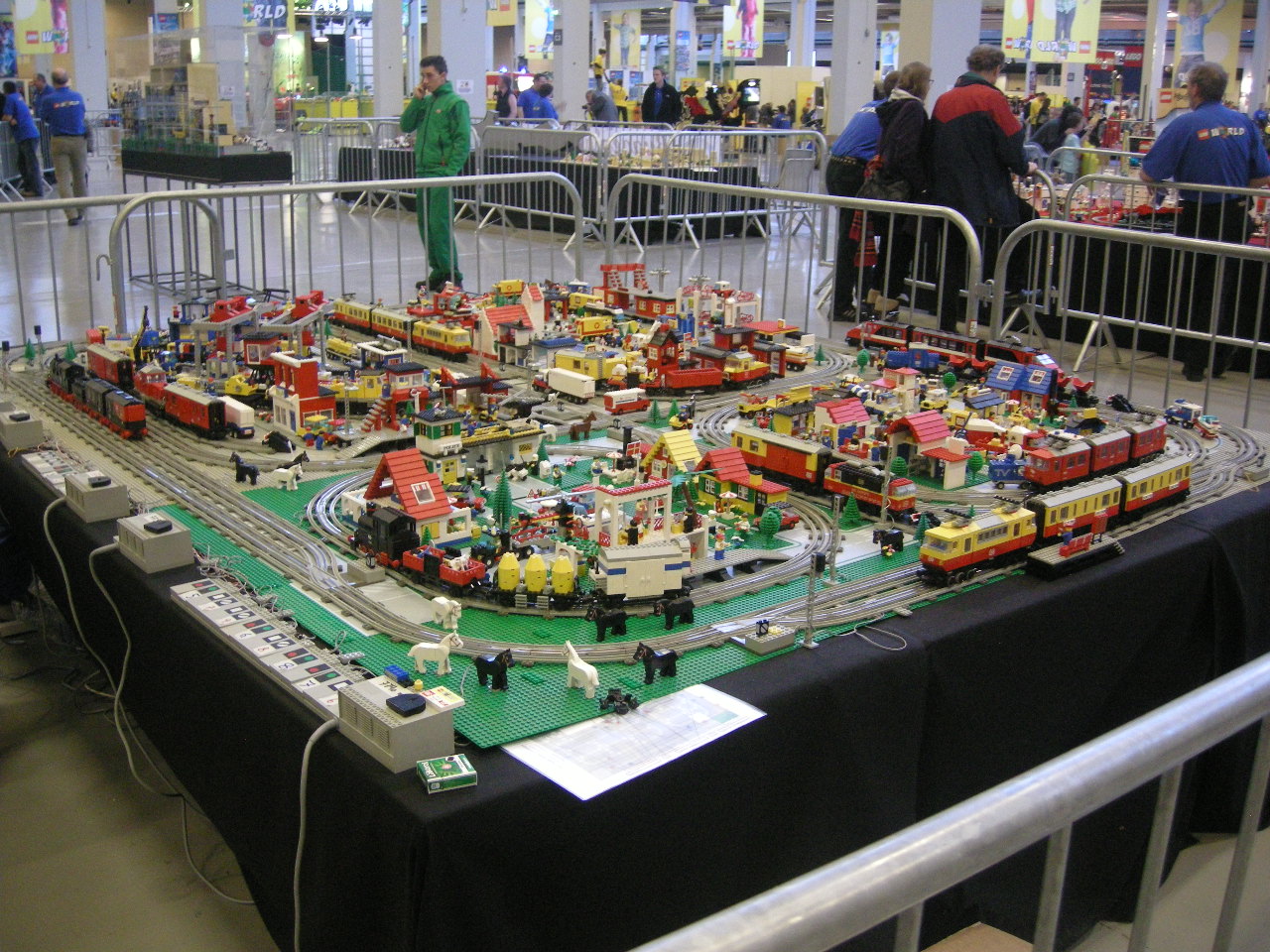 2010legoworld144.jpg