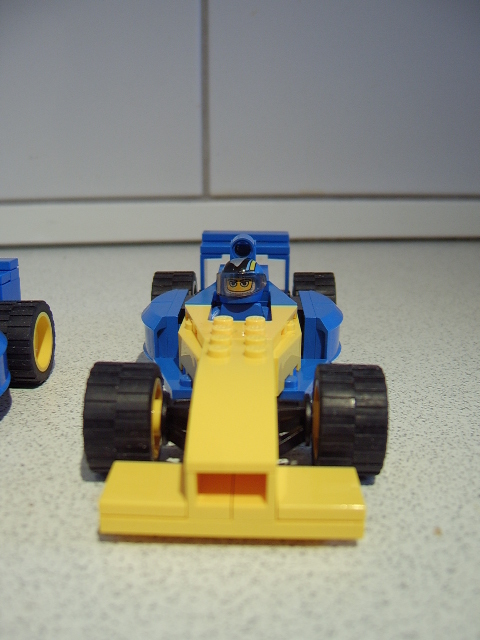 renault003.jpg