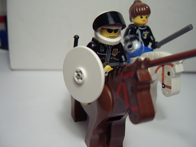 horsepolice1.jpg