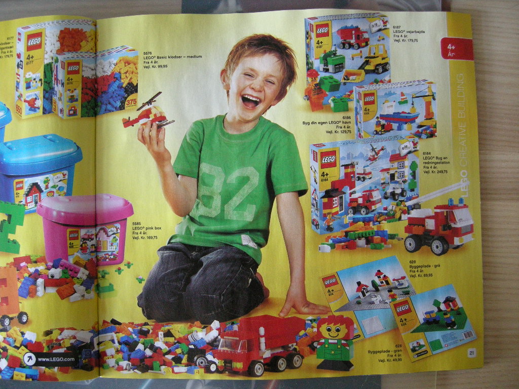 2008cataloguedk021.jpg