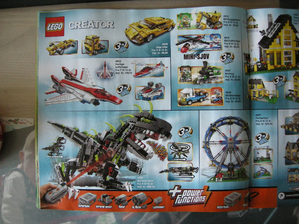 2008cataloguedk024.jpg