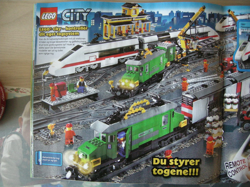 2008cataloguedk038.jpg