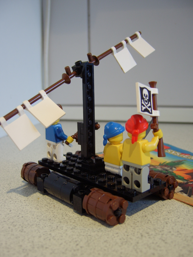 castaways002.jpg