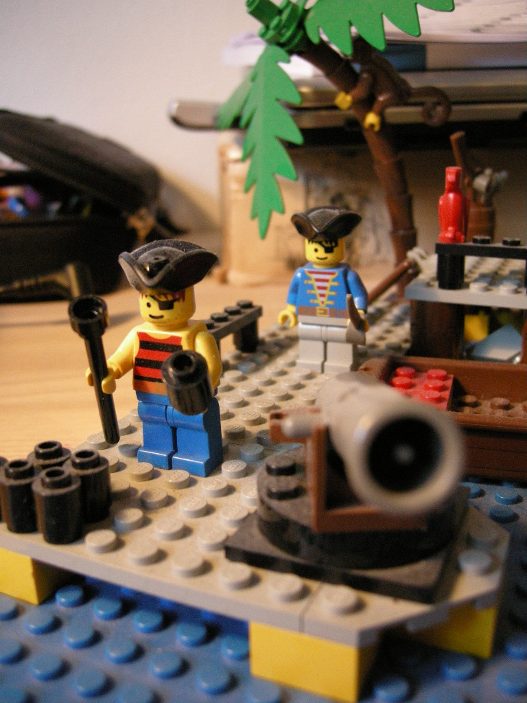 pirates03.jpg