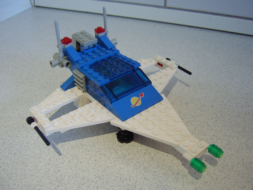 cosmiccruiser001.jpg