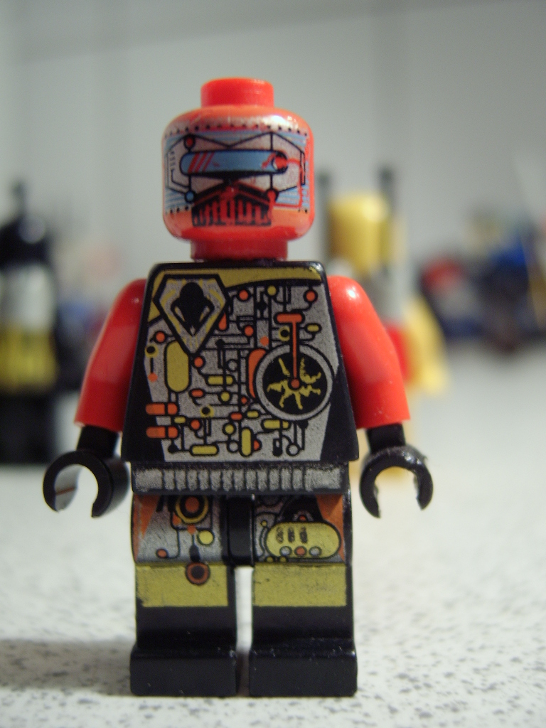 ufo_droid_red.jpg