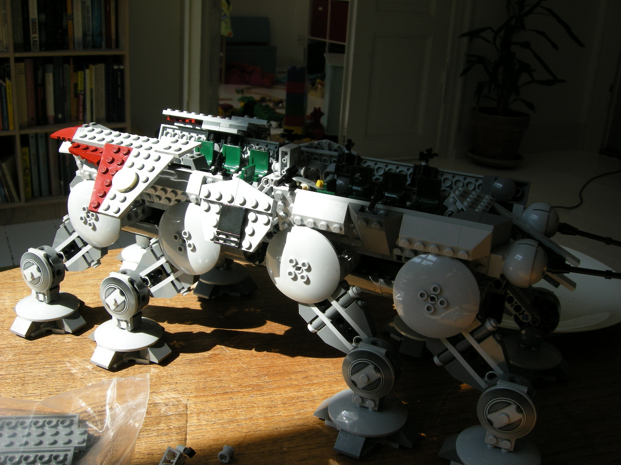 10195_build_024.jpg
