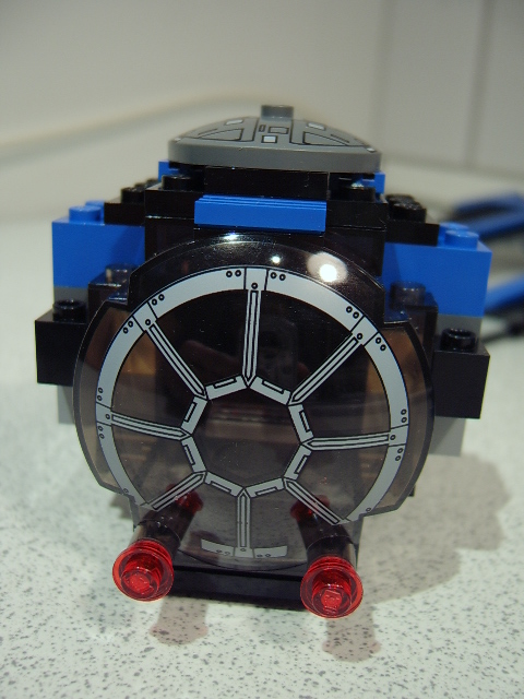 cockpit_closed.jpg