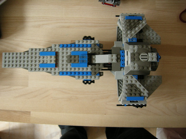 sithold01.jpg