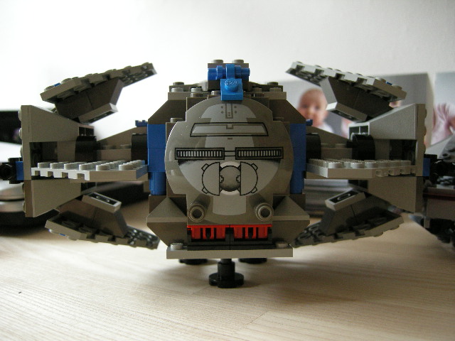 sithold04.jpg
