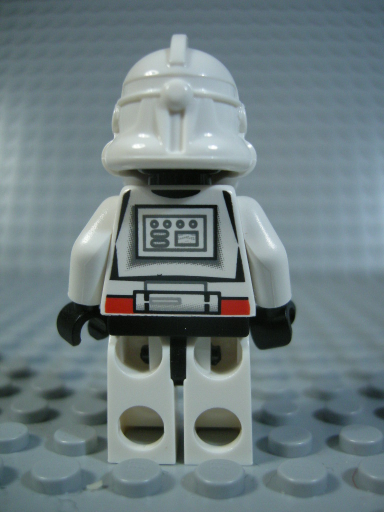 clone_trooper_red_mk1_rear.jpg