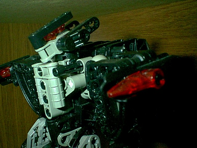cm04-r-2_03.jpg