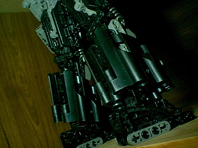 cm04-r-2_06.jpg