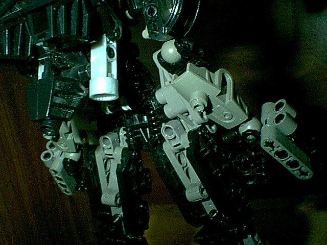 cm04-r-2_07.jpg