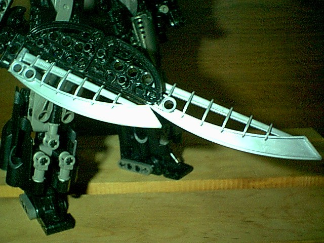 cm04-r-2_19.jpg