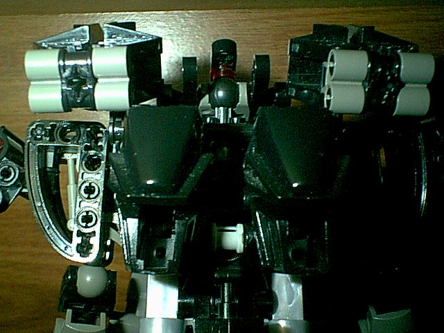 cm04-r-2_29.jpg