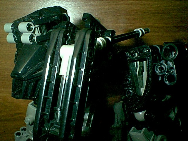 cm04-r-2_33.jpg