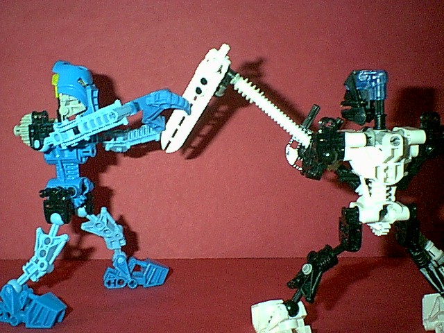 shimo_-spar_with_gali.jpg