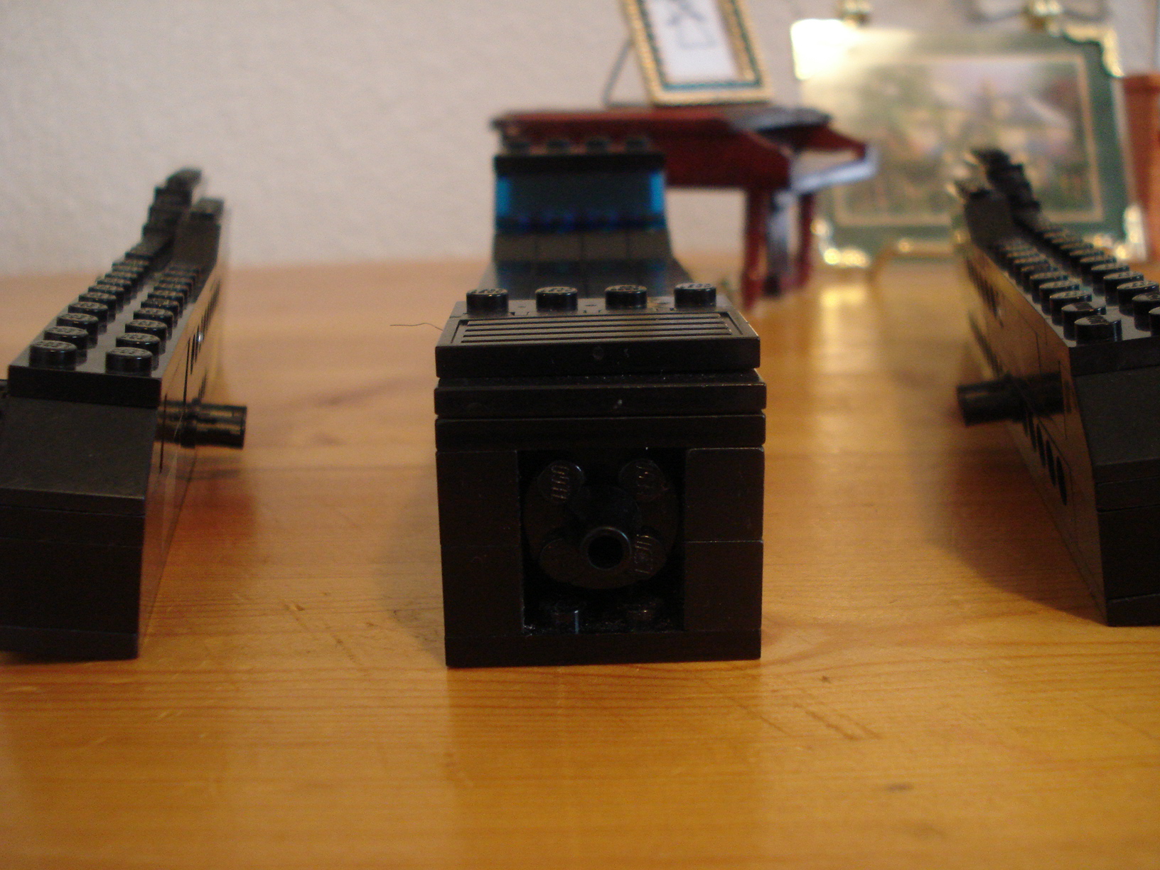 mocs_010.jpg