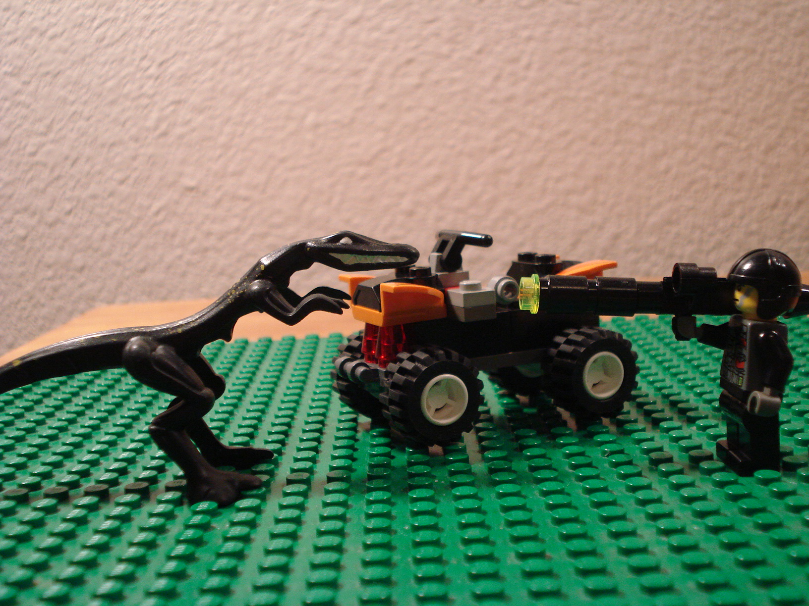 dinoattack_005.jpg