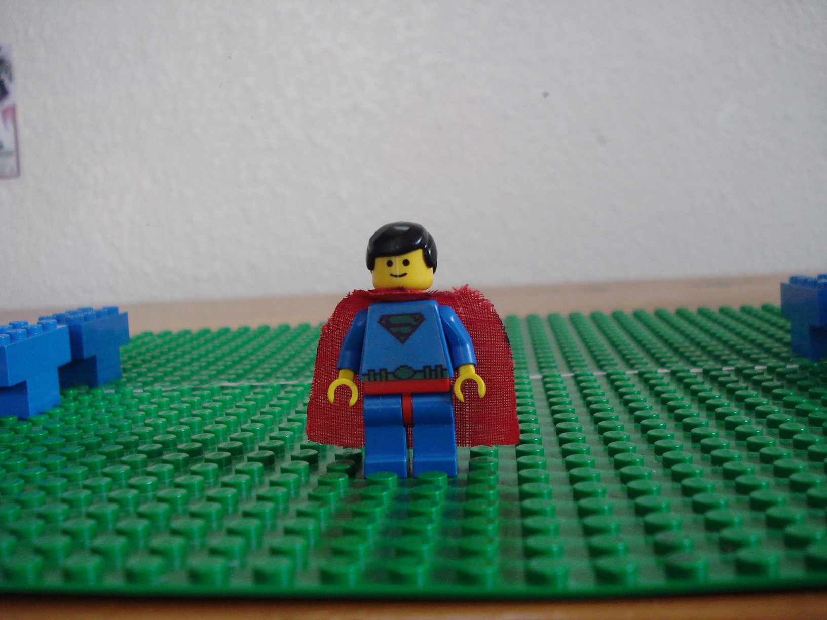 justiceleagueminifigs_002.jpg