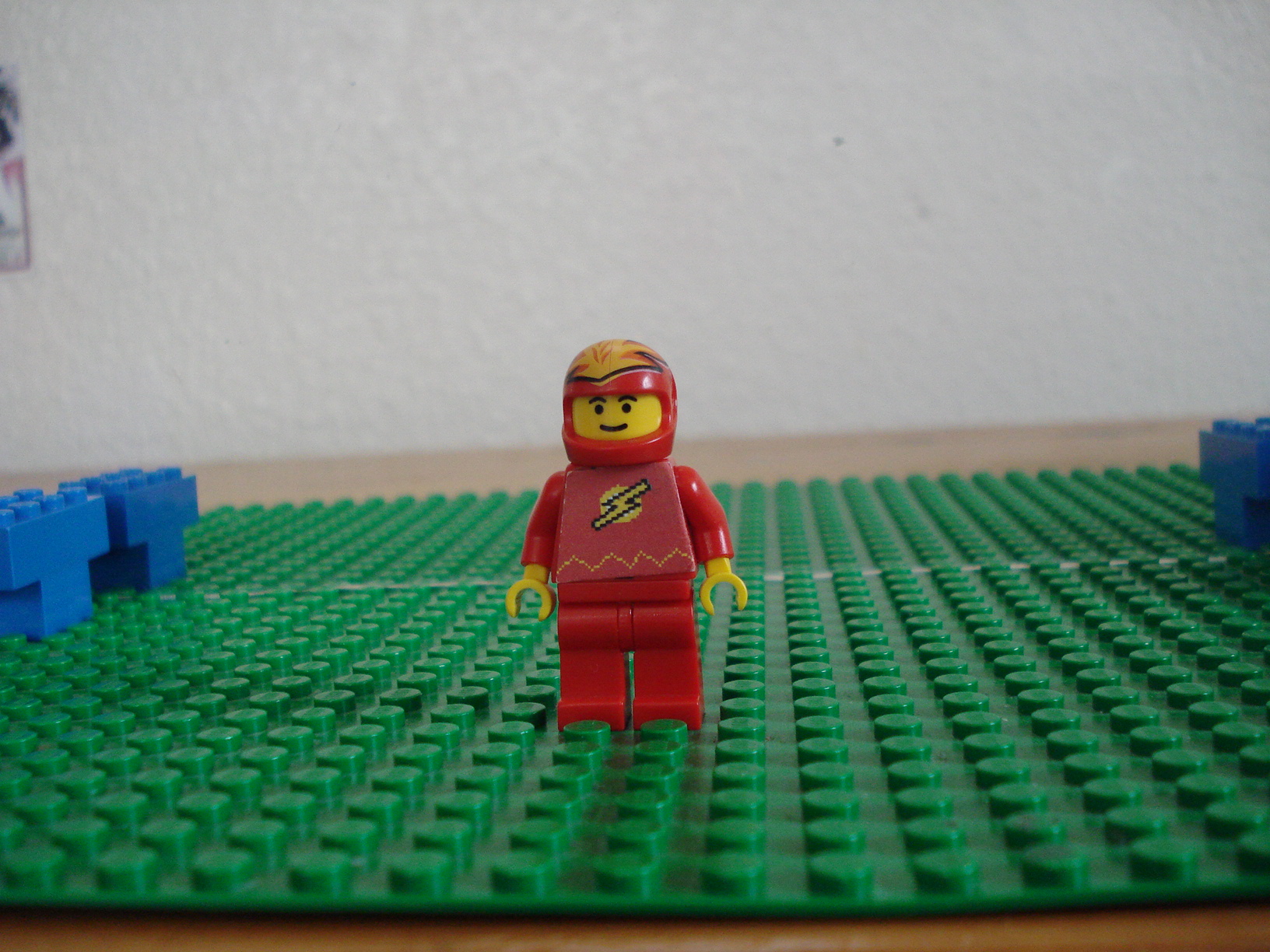 justiceleagueminifigs_006.jpg