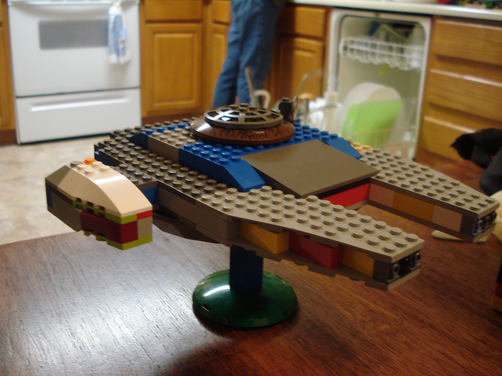 millenium_falcon_003.jpg